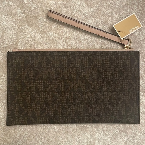 Brand New Michael Kors Brown & Soft Pink Logo Large Zippered Clutch Wristlet - Picture 5 of 15